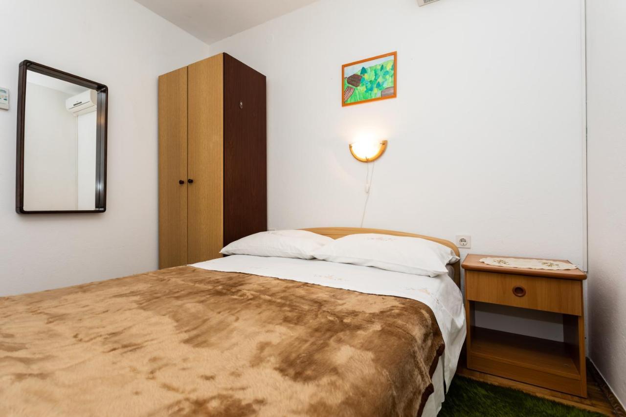 Rooms & Studio Apartment Mira Baska  Luaran gambar