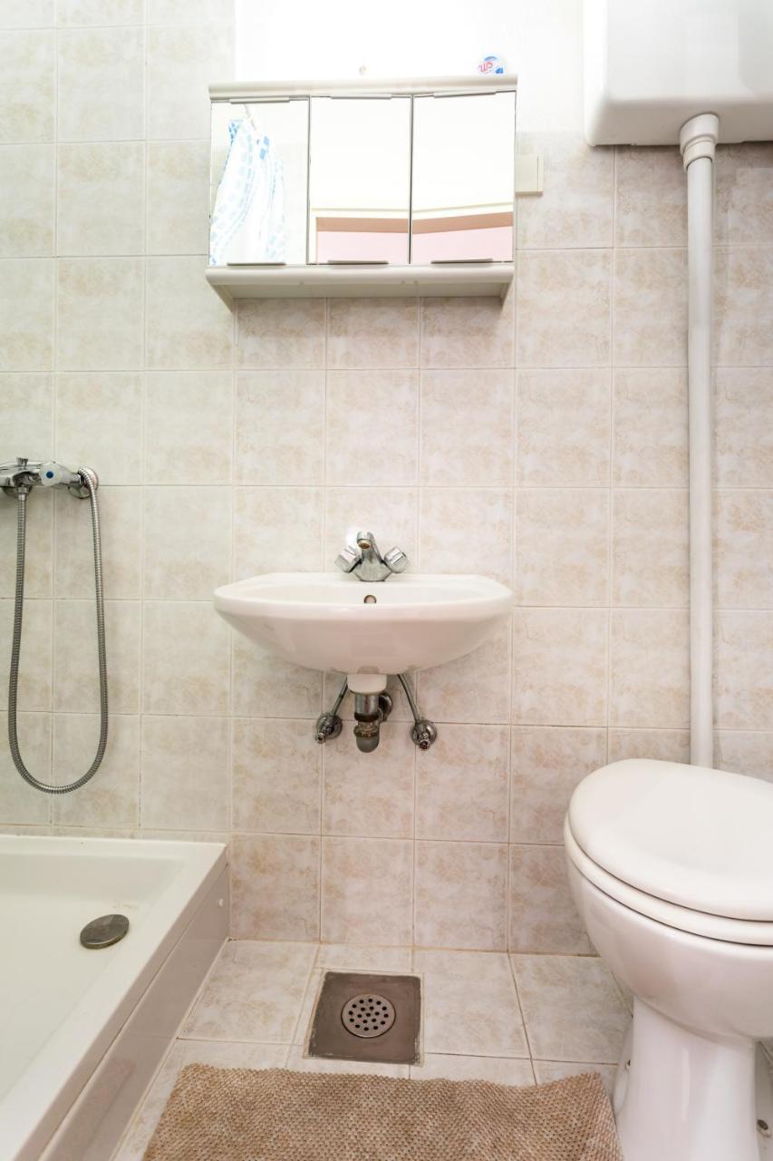 Rooms & Studio Apartment Mira Baska  Luaran gambar