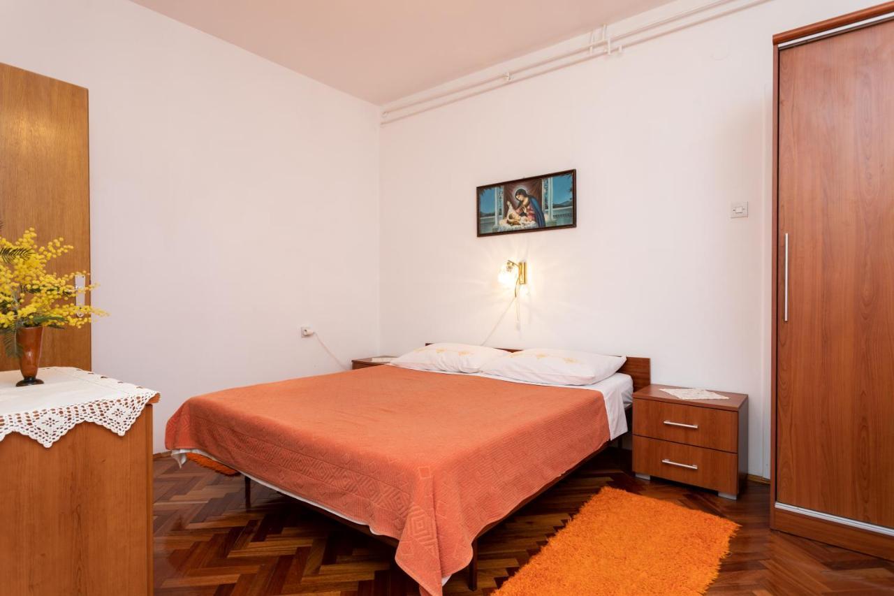 Rooms & Studio Apartment Mira Baska  Luaran gambar