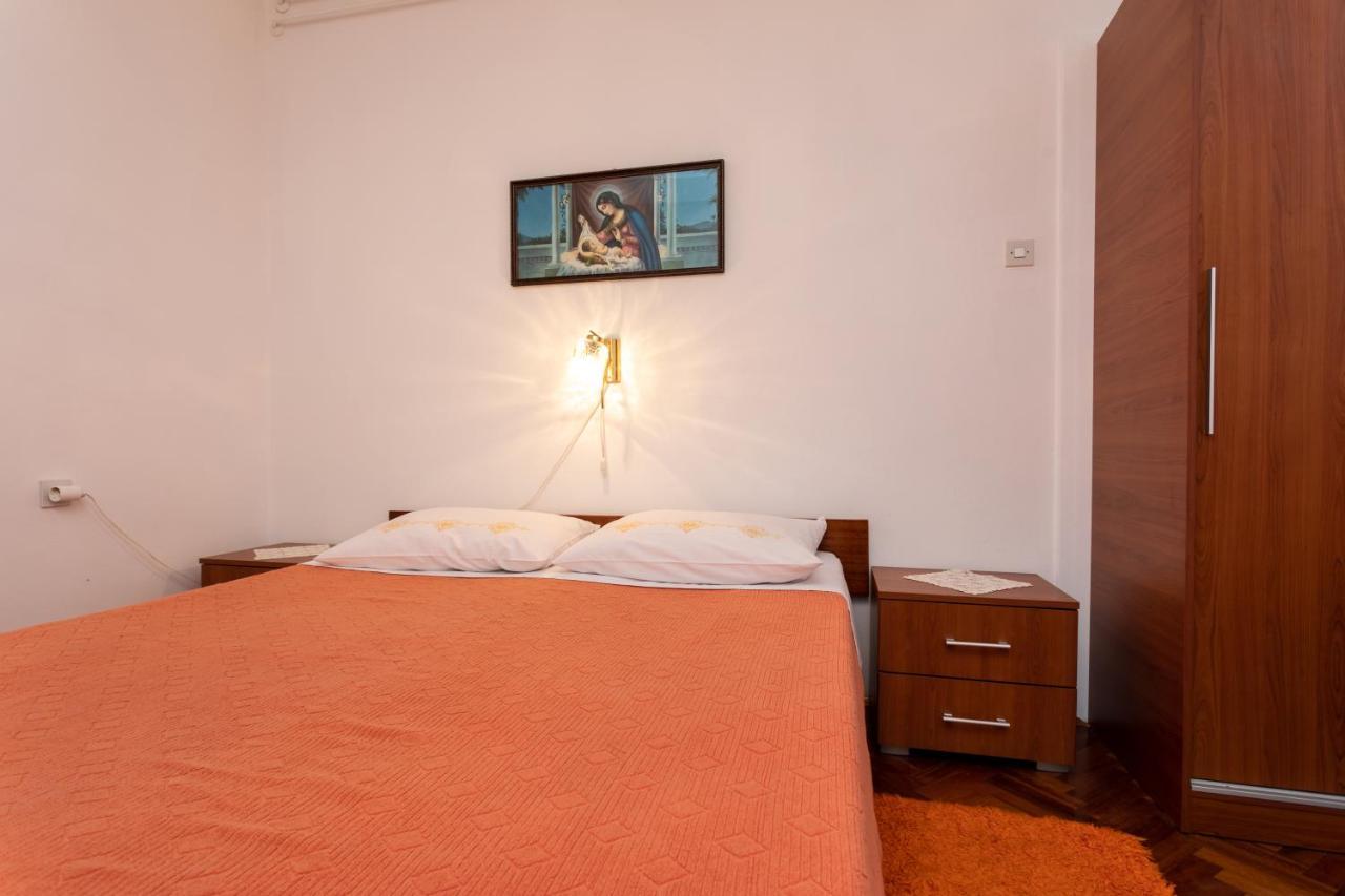 Rooms & Studio Apartment Mira Baska  Luaran gambar