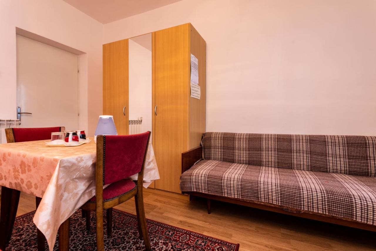 Rooms & Studio Apartment Mira Baska  Luaran gambar
