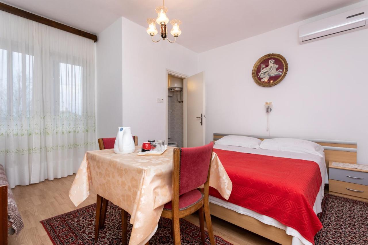 Rooms & Studio Apartment Mira Baska  Luaran gambar